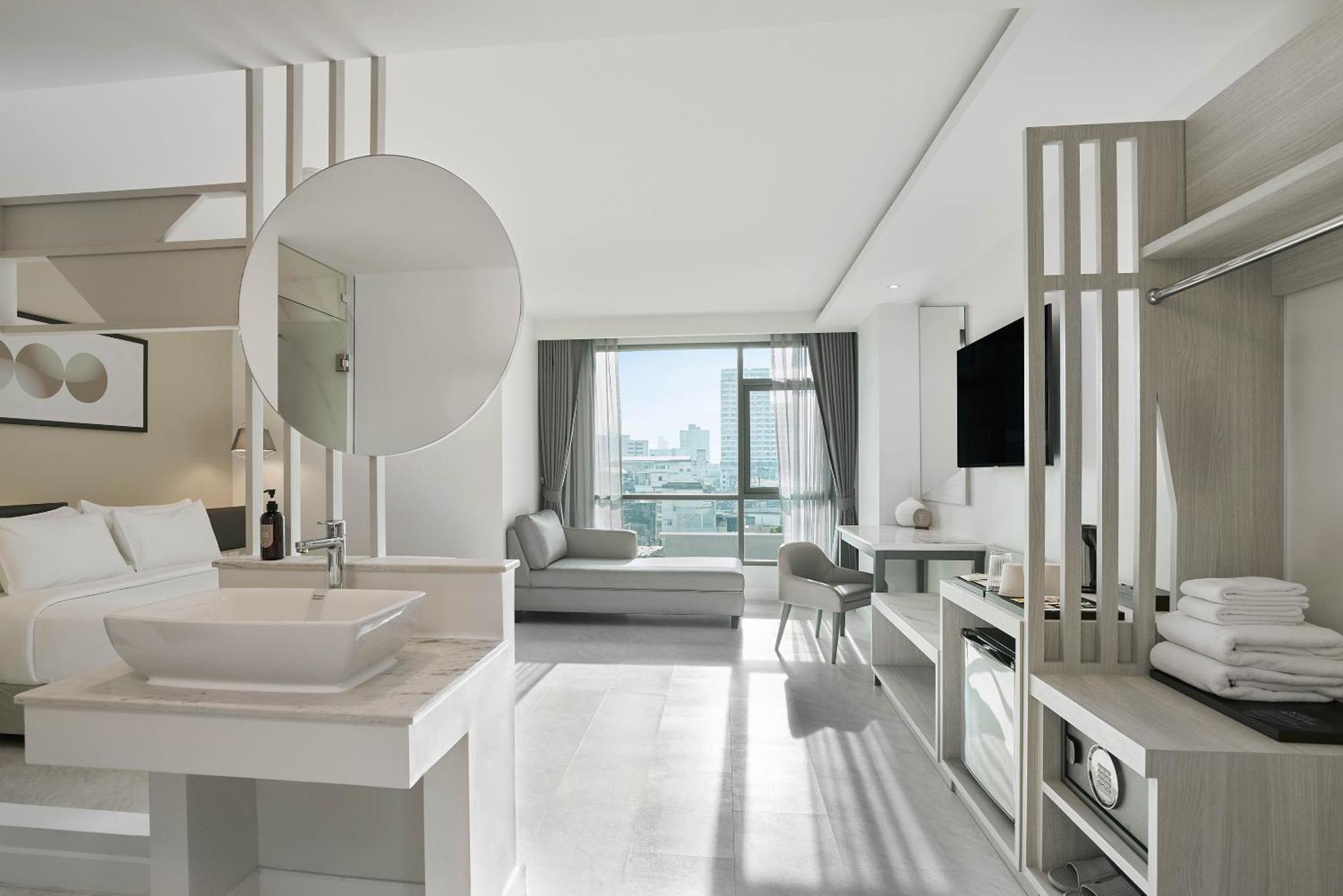 Livable Hotel Bangkok Luaran gambar